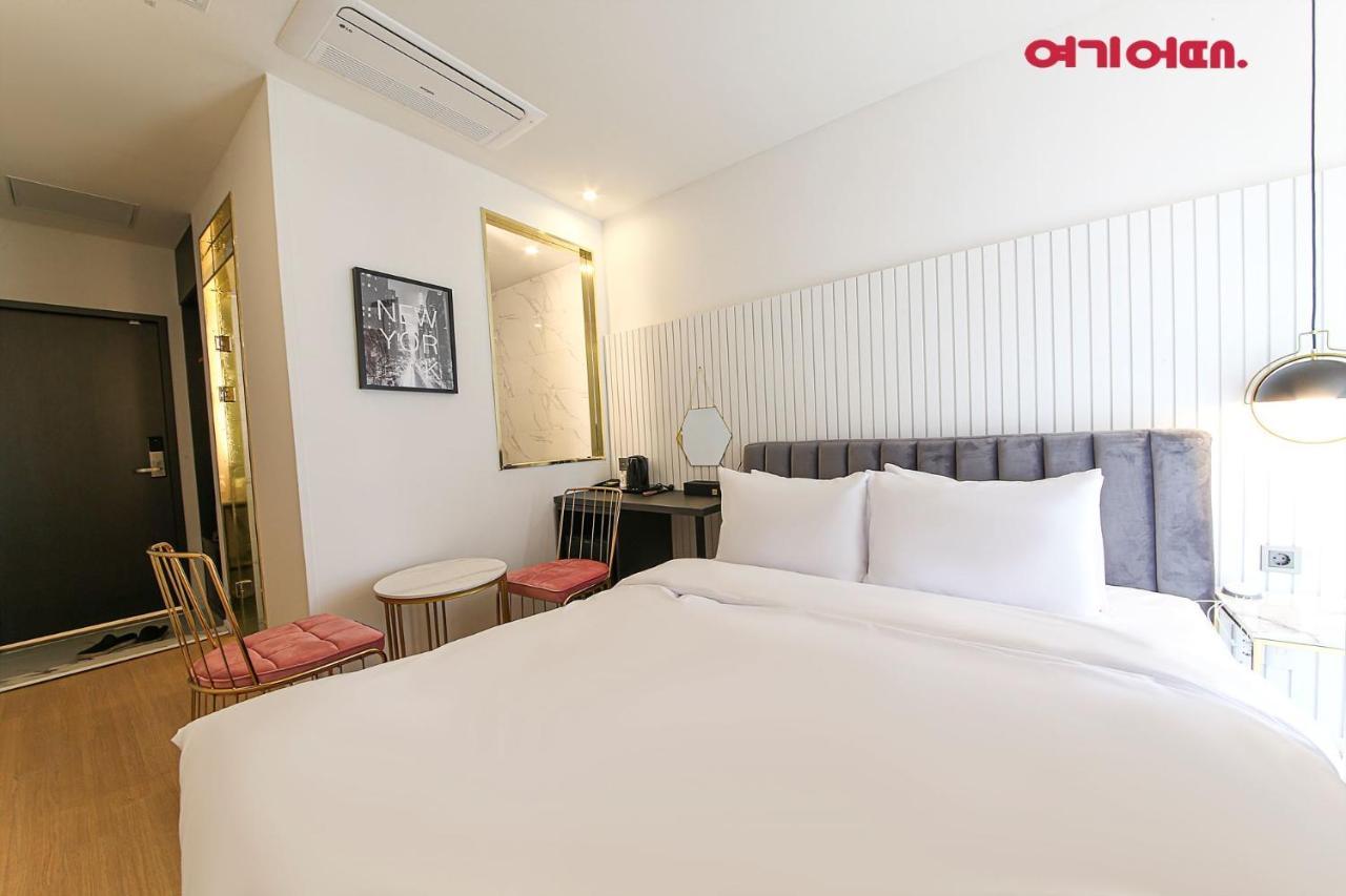 De Homme Hotel Пусан Екстериор снимка