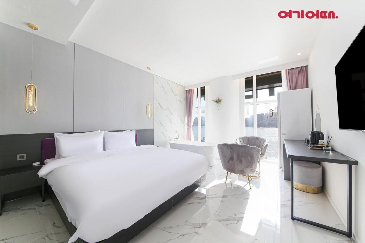 De Homme Hotel Пусан Екстериор снимка