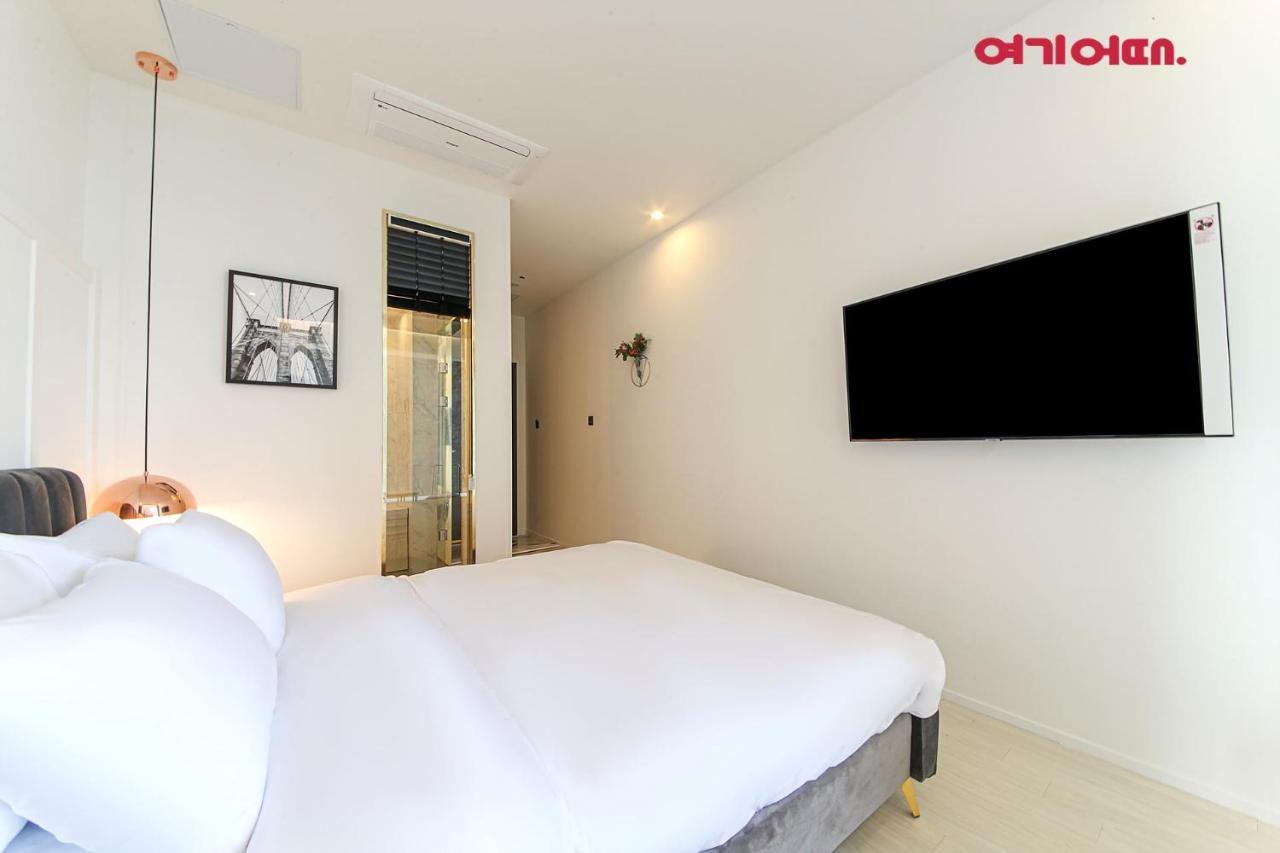 De Homme Hotel Пусан Екстериор снимка