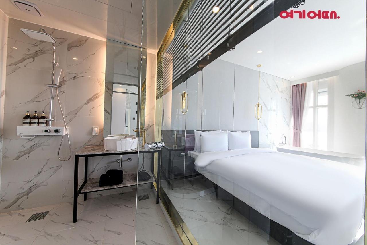De Homme Hotel Пусан Екстериор снимка