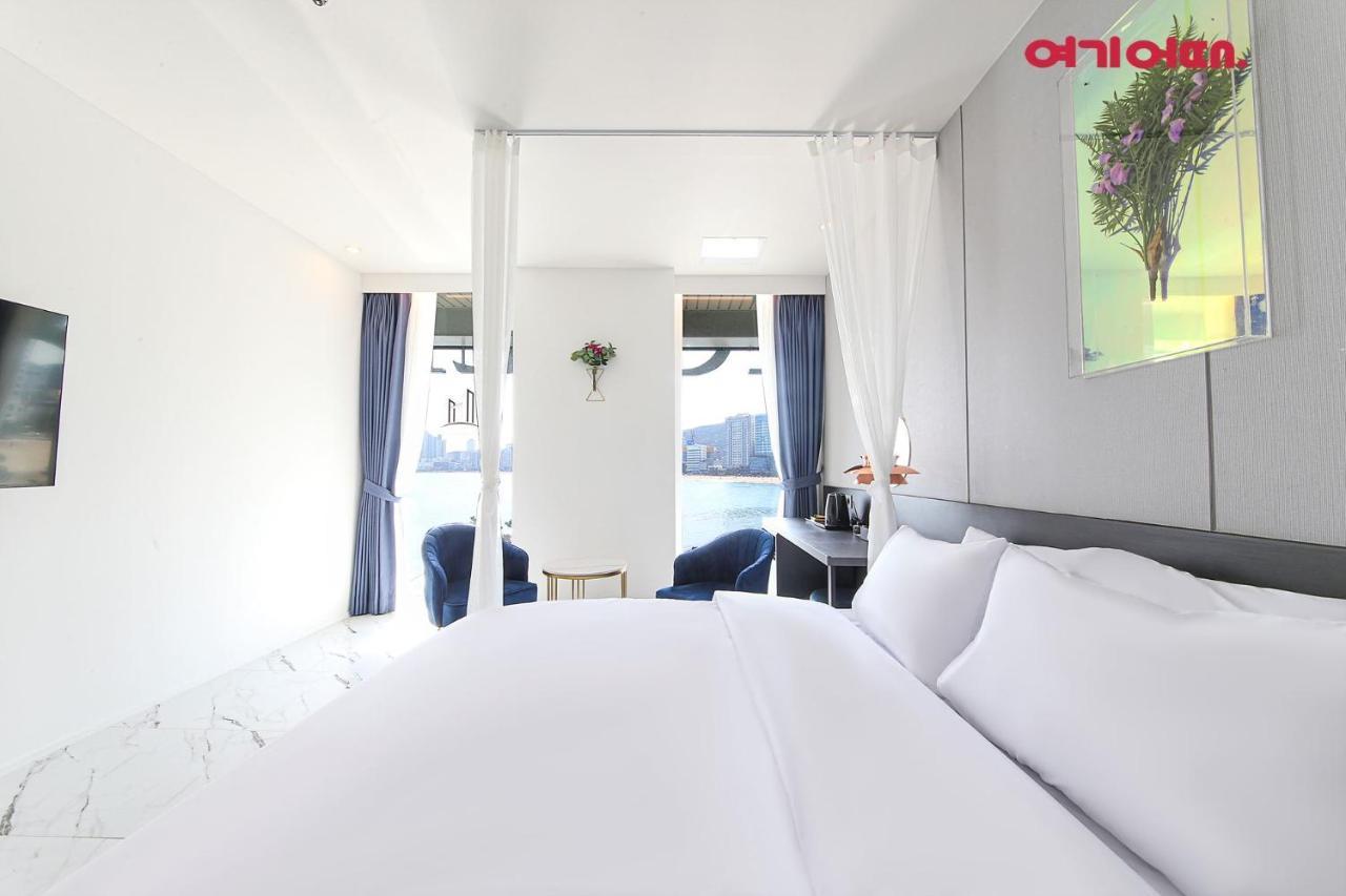 De Homme Hotel Пусан Екстериор снимка