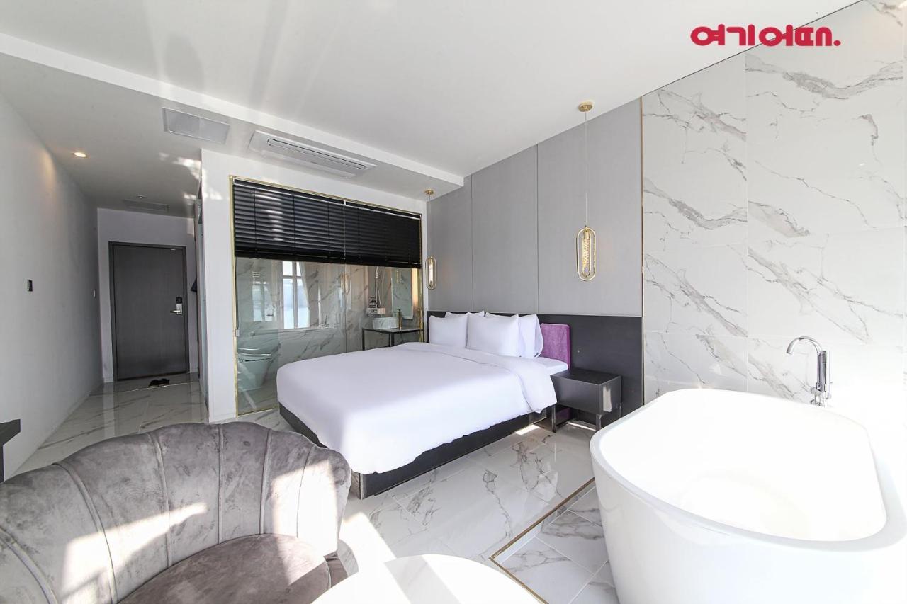 De Homme Hotel Пусан Екстериор снимка