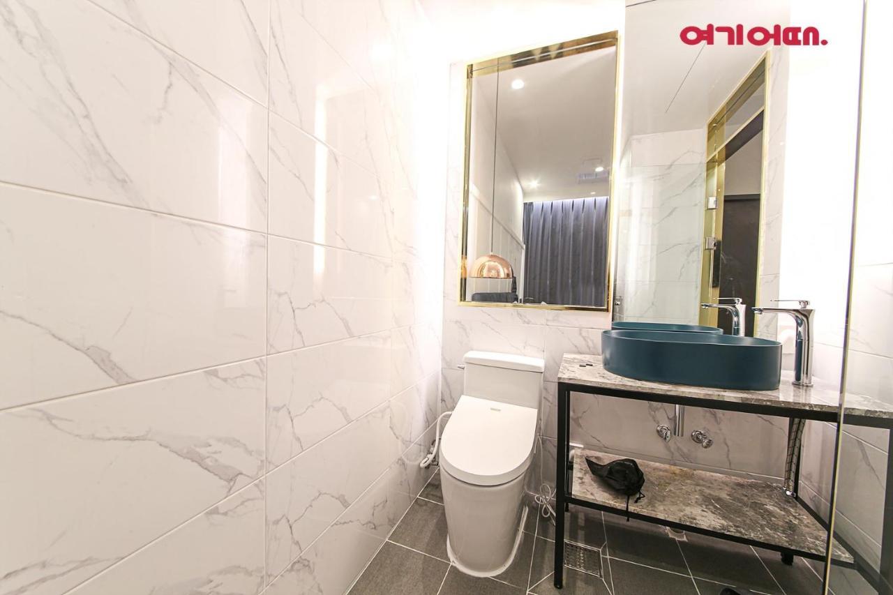 De Homme Hotel Пусан Екстериор снимка