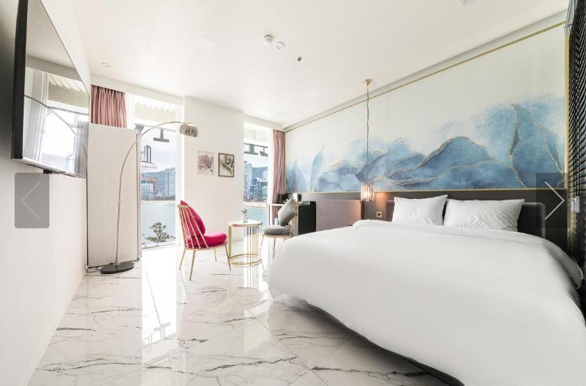 De Homme Hotel Пусан Екстериор снимка